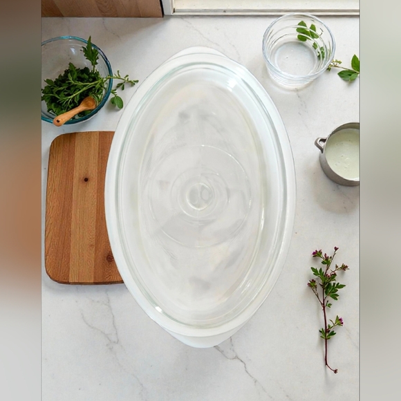 Glasbake Ovenware Casserole Dish - Picture 3 of 7